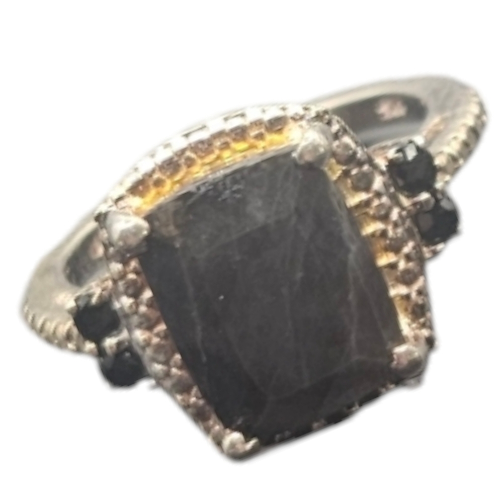 Sapphire and Spinel Ring